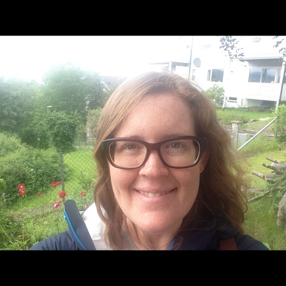 Meet your Posher, Elizabeth - Picture 1 of 1